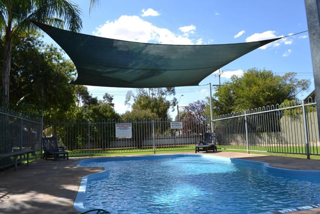 Motel Sturt 3*