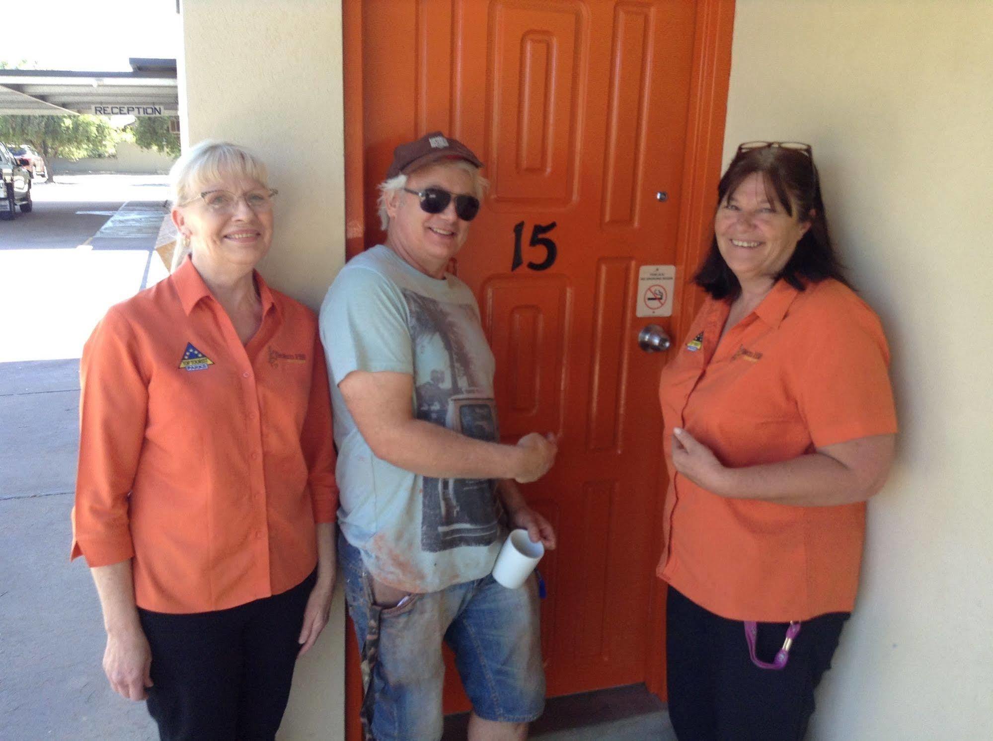 Sturt 3* Broken Hill